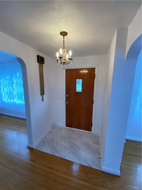 270 Simpson Rd, Irondequoit, NY 14617 photo 6