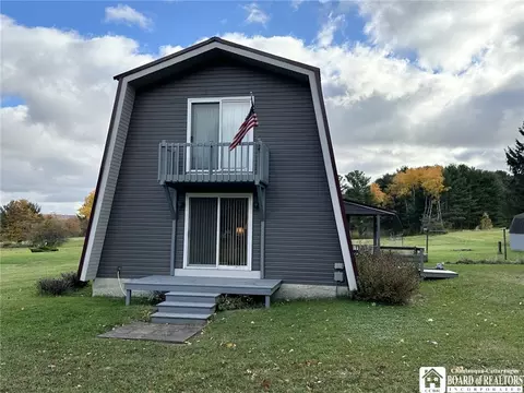 1422 Bunce Rd, Carroll, NY 14738