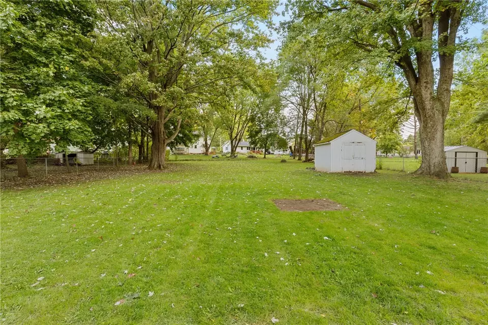  60 Pontiac St, Webster, NY 14580 photo 29