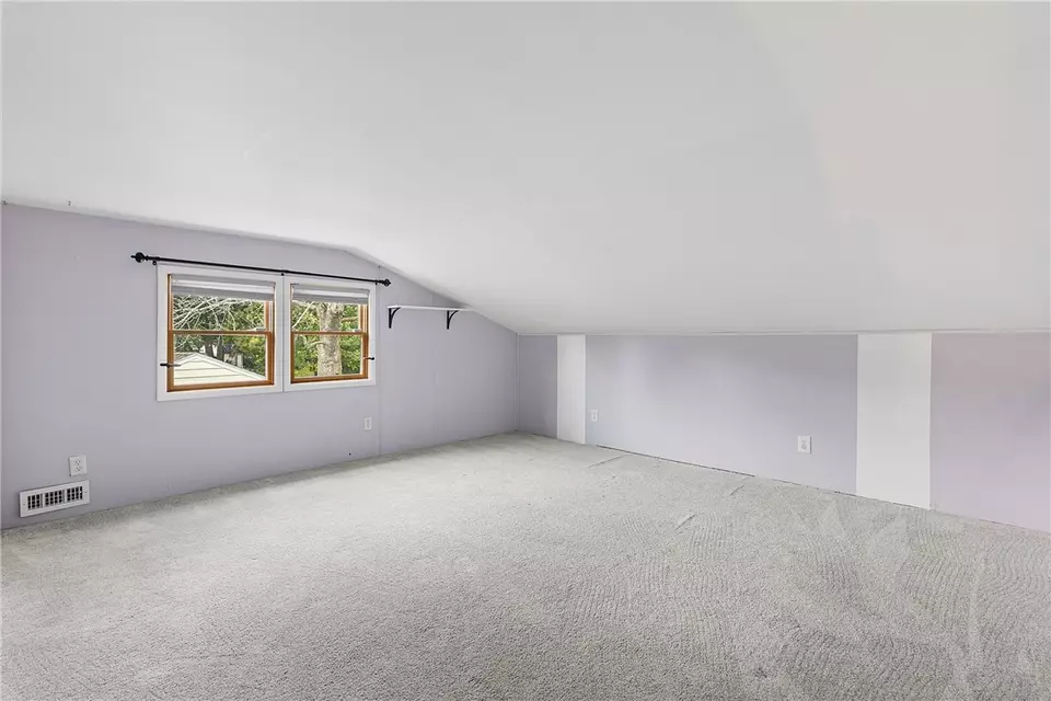  60 Pontiac St, Webster, NY 14580 photo 26