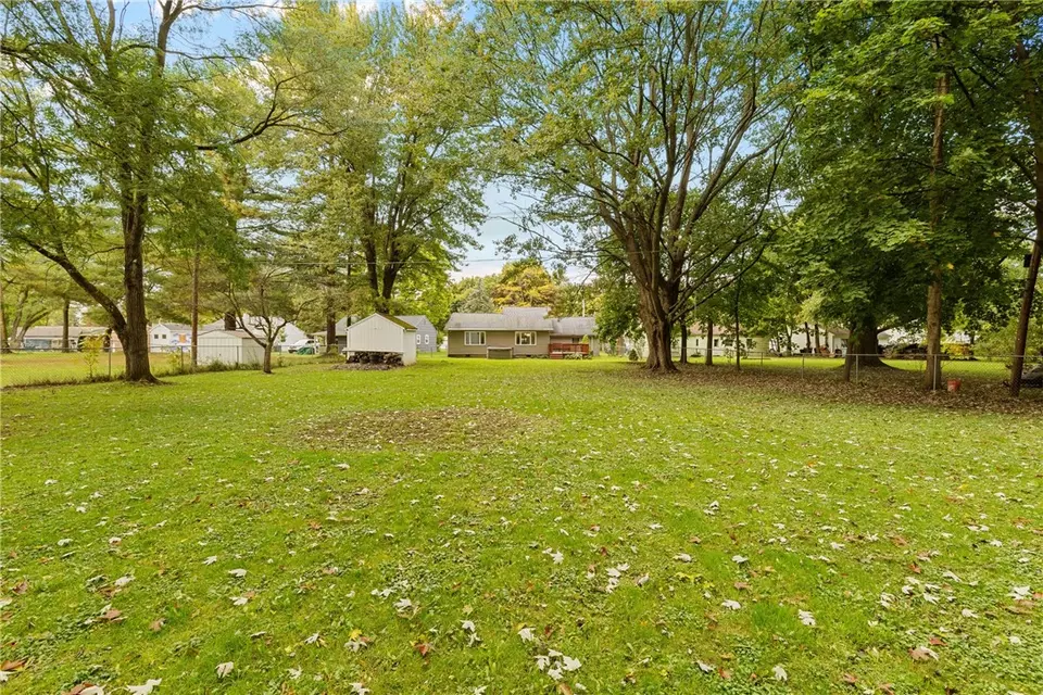  60 Pontiac St, Webster, NY 14580 photo 32