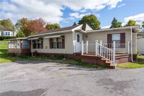 4795 E Lake Rd #22, Livonia, NY 14487