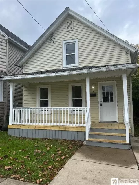 66 Kosciuszko Ave, Dunkirk, NY 14048