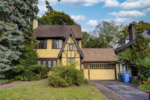 24 Highland Ave, Rochester, NY 14620