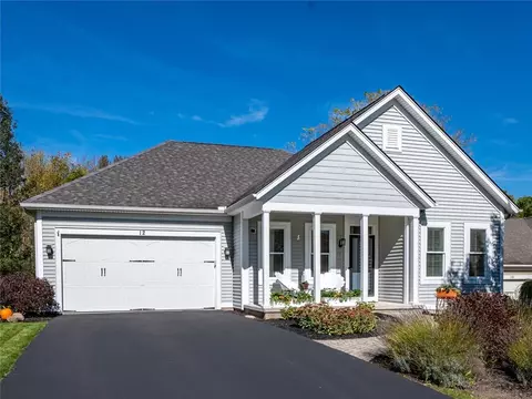 12 Conover Xing, Perinton, NY 14450