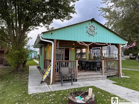 2326 W Lake Rd, Busti, NY 14710