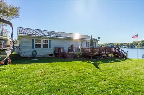 7853 Eagle Rd, Wolcott, NY 14590