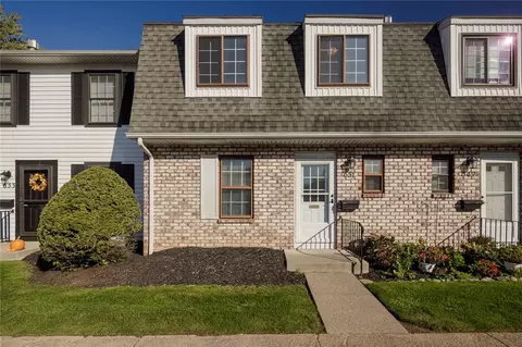 651 French Rd, Rochester, NY 14618
