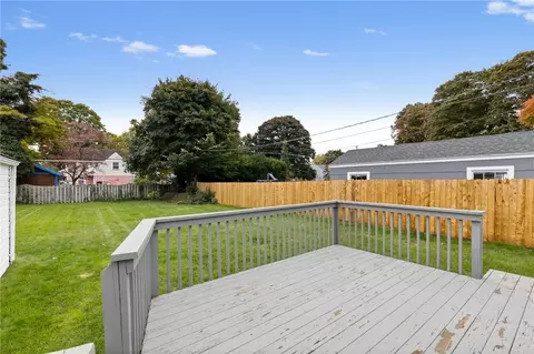 135 Montclair Dr, Irondequoit, NY 14617 photo 4