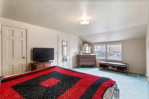 135 Montclair Dr, Irondequoit, NY 14617 photo 30
