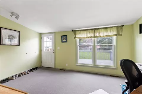 135 Montclair Dr, Irondequoit, NY 14617 photo 19