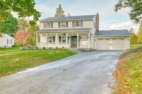 19 Edgeware Rd, Chili, NY 14624