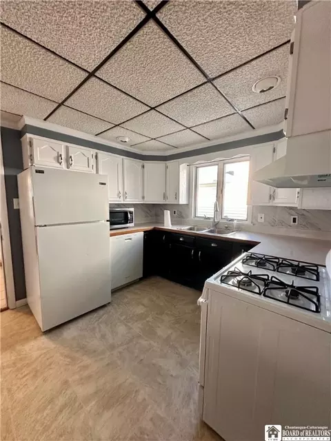 111 N 17th St, Olean, NY 14760 photo 9