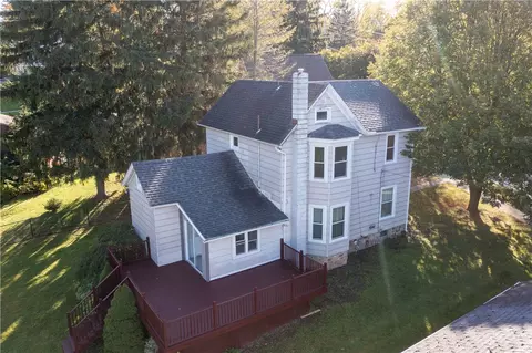 71 Big Tree St, Livonia, NY 14487