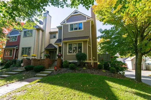 175 Cornhill Pl, Rochester, NY 14608