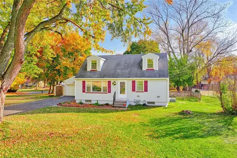 116 Aleta Dr, Rochester, NY 14623
