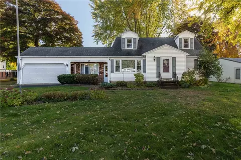 27 Hill Dr, Greece, NY 14626