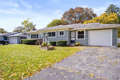 741 Helendale Rd, Irondequoit, NY 14609 photo 2