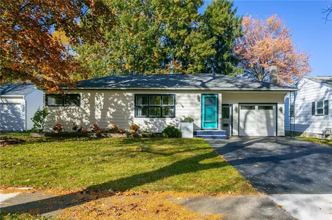 164 Burley Rd, Rochester, NY 14612
