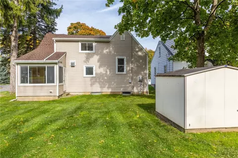 237 Oaklawn Dr, Irondequoit, NY 14617 photo 33