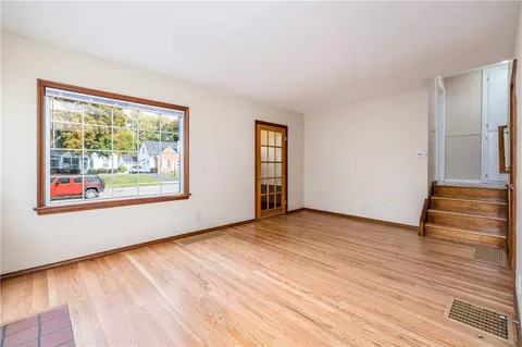 237 Oaklawn Dr, Irondequoit, NY 14617 photo 13