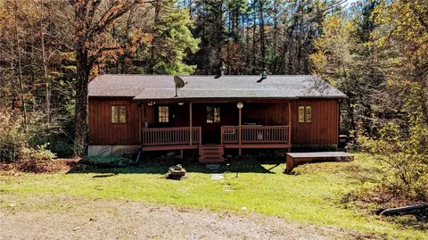 656 Grange Hall Rd, Oneonta, NY 13820