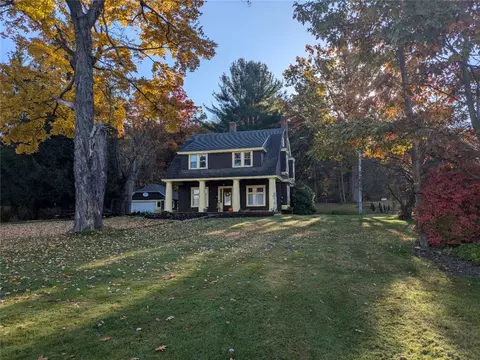 724 E Main St, Bradford, PA 16701