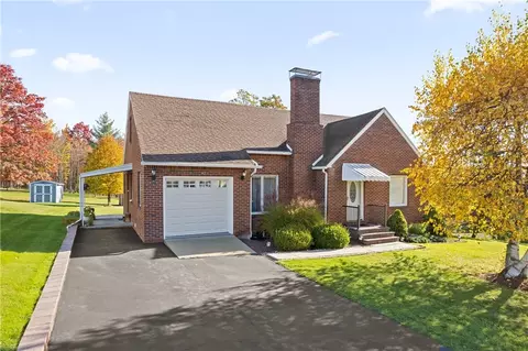 92 Deyo Hill Rd, Union, NY 13790
