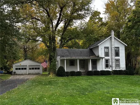 6789 Webster Rd, Westfield, NY 14787