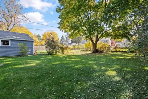 105 Winfield Rd, Irondequoit, NY 14622 photo 29