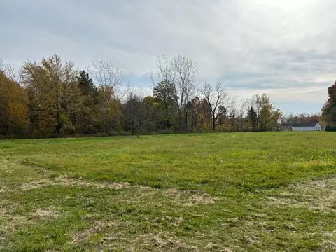 956 N Greece Rd, Greece, NY 14626