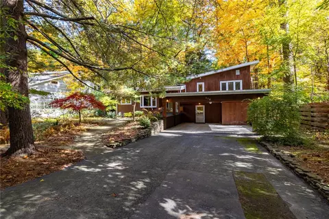 176 Park Ln, Rochester, NY 14625
