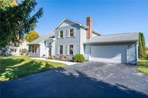 4 Summers St, Livonia, NY 14487