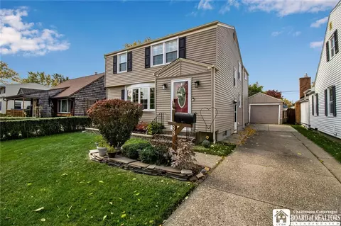 88 Somerville Ave, Tonawanda, NY 14150