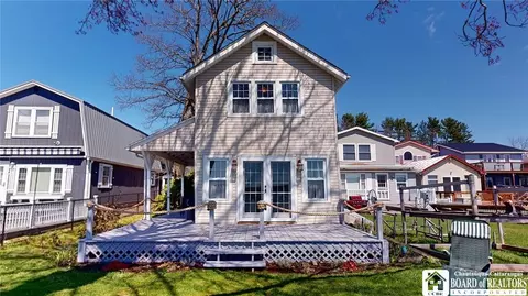 3547 Lake St, Ellicott, NY 14701