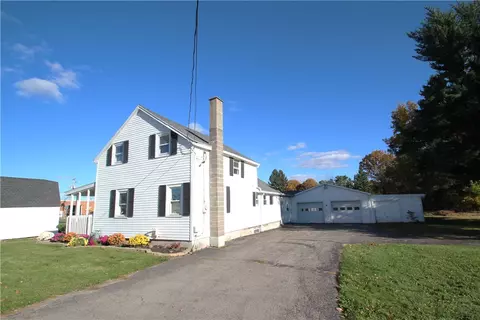 2951 Groth Rd, Murray, NY 14470