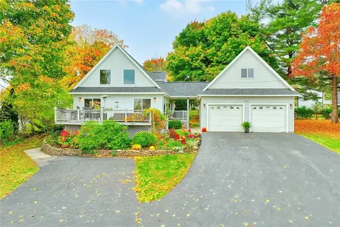 7101 Overlook Dr, Sodus Point, NY 14555