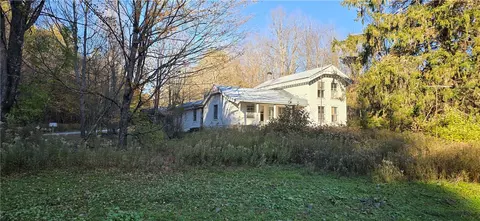 72 Huggins Rd, Sanford, NY 13754