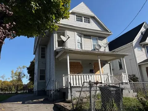 134 Lewis St, Rochester, NY 14605