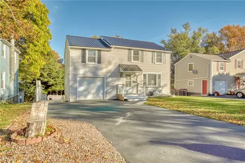 359 Liberty Ave, Irondequoit, NY 14622