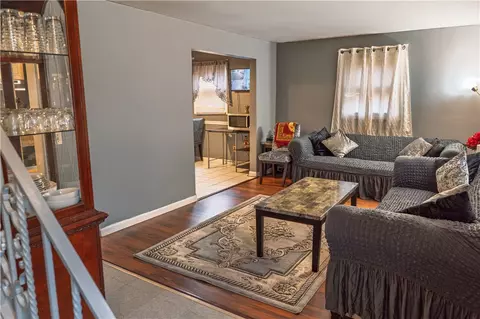 37 Brayton Rd, Greece, NY 14616 photo 2