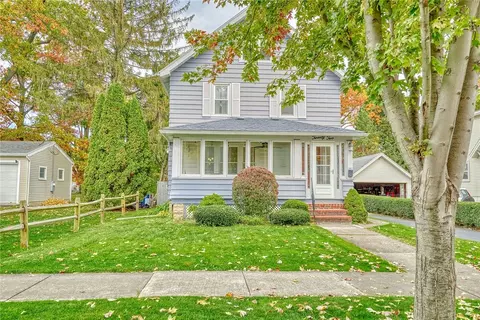 22 Fuller Ave, Webster, NY 14580