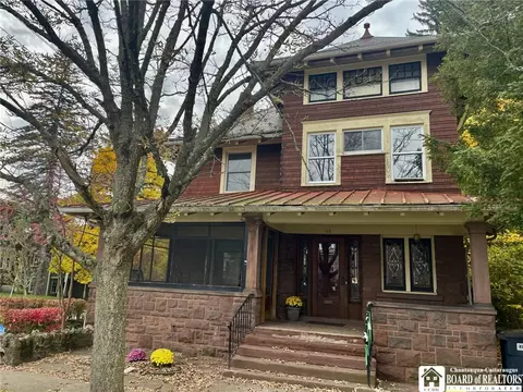 142 S 1st St, Olean, NY 14760
