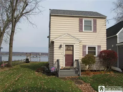 295 E Terrace Ave, Busti, NY 14750