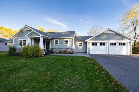 128 Mason Rd, Perinton, NY 14450