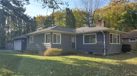 75 Deerfield Dr, Irondequoit, NY 14609