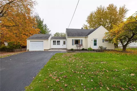 1062 Webster Rd, Webster, NY 14580
