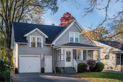 94 Cragg Rd, Greece, NY 14616