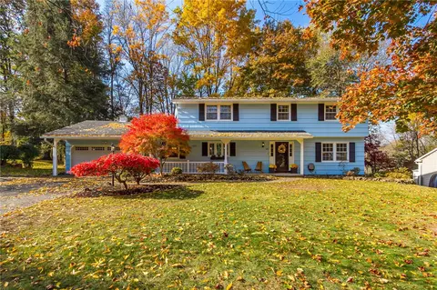 10 Sand Brook Rd, Pittsford, NY 14534
