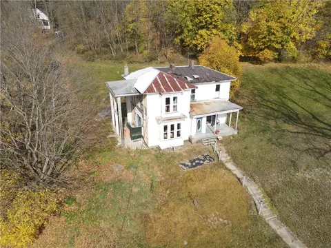 26 Central St, Eldred, PA 16731